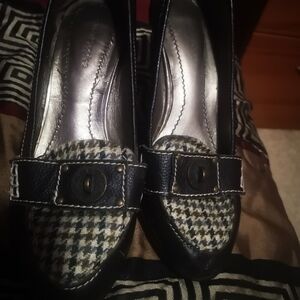 Hush puppy pumps